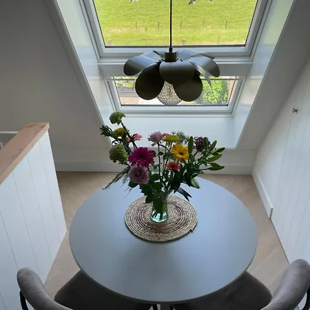 Bed & Breakfast De Zuiderstolp Zuidermeer