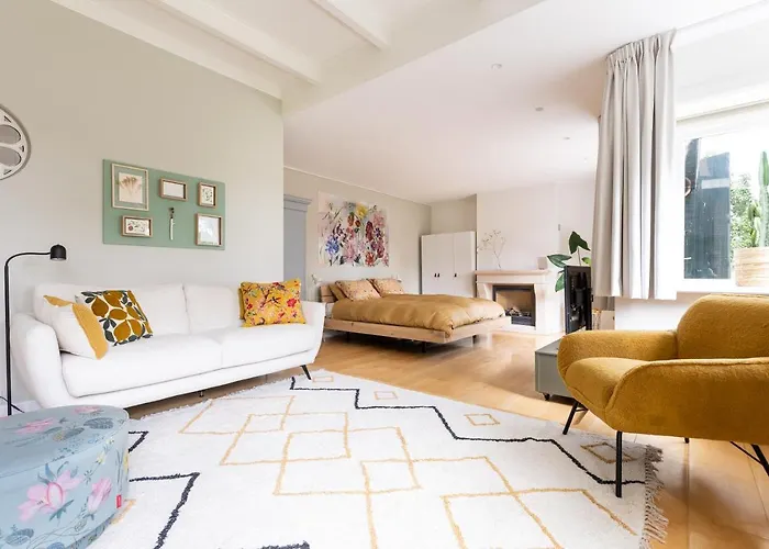 De Zuiderstolp Bed & Breakfast 3*